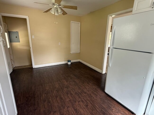 Photo - BALANCE OF OCTOBER RENT FREE!! BRICK HOME ...
