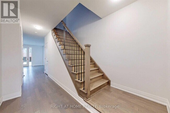 Photo - 235 Vermont Ave