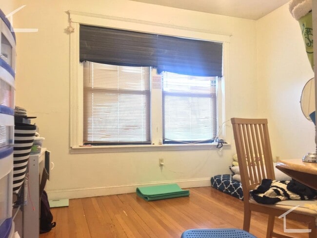 Photo - Spacious 4 Bed 2 Bath