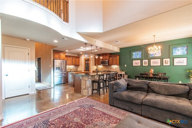 Photo - 1020 Woodland Bend Cir