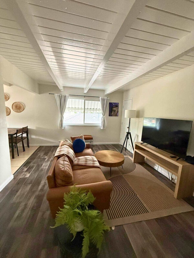 Photo - 2312 Bonar St Unidad ID1310766P