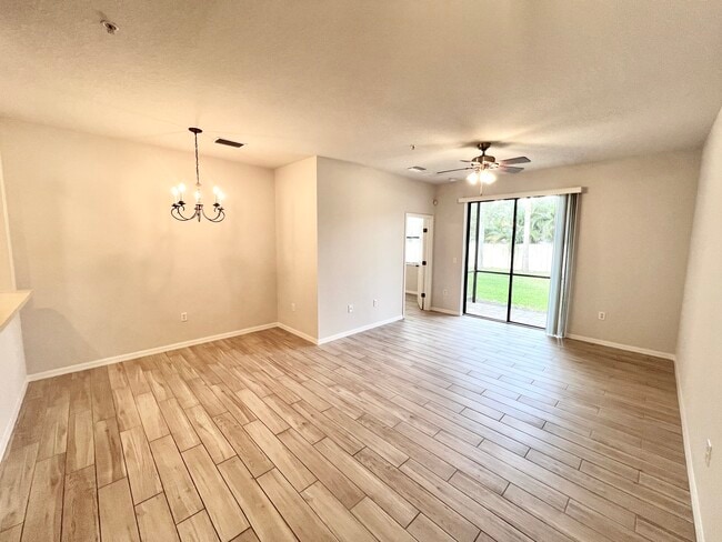 Photo - 4132 Via Piedra Cir Unit Stoneridge