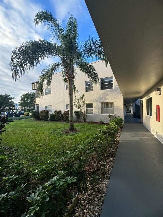 Photo - 303 Burgundy G Condo Unit 303