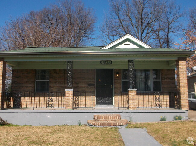 Building Photo - 2842 Yale Ave Rental