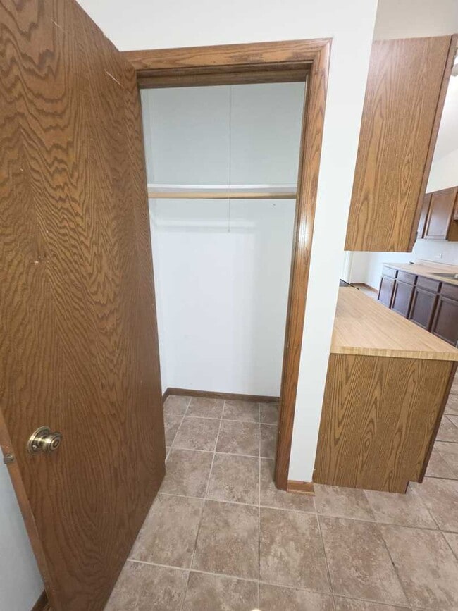 Photo - 9950 Treetop Dr Unit 340S