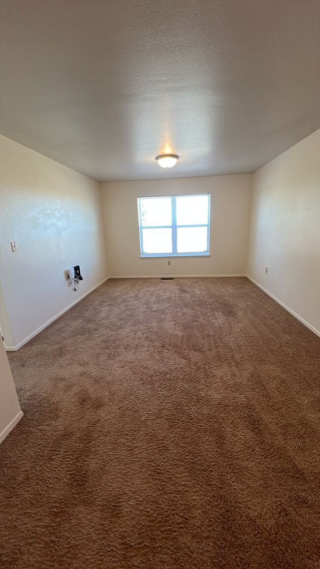 Photo - 1193 Desmet Ct