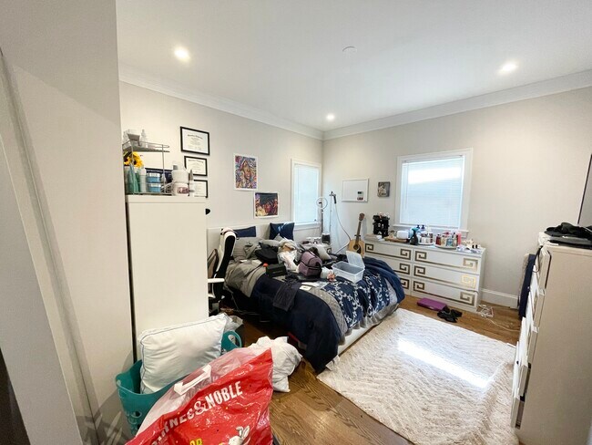 Photo - 33 Sumner St Unit O