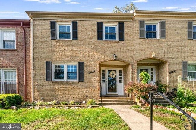 Building Photo - 7481 Jayhawk St