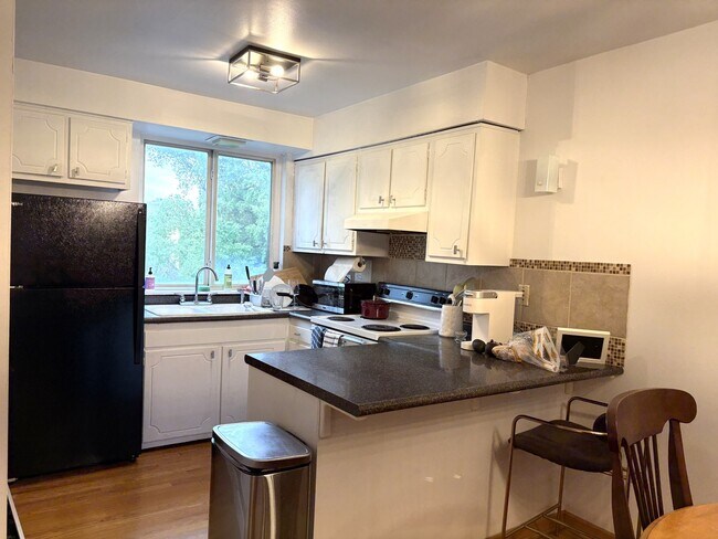 Photo - 539 W Stratford Pl Condo Unit 509