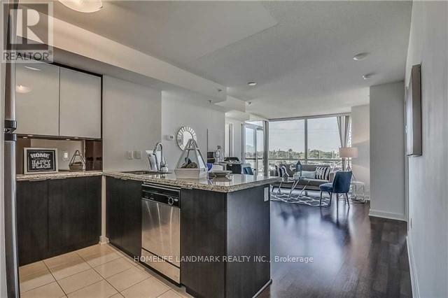 Photo - 5740 Yonge St Unit 302