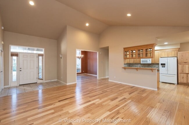 Photo - Single Level Home Near Rivers Edge Golf Course!