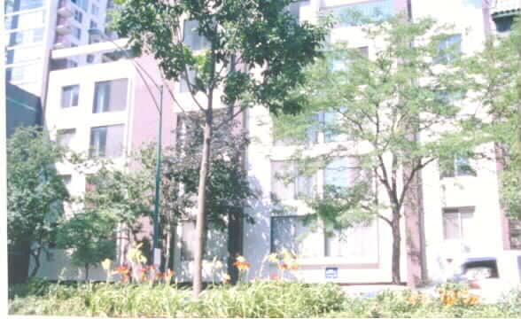 Photo - 1220 N LaSalle St