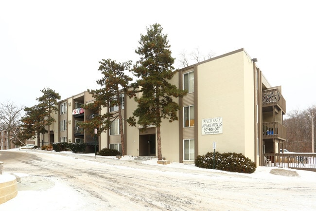 River Park Apartments - River Park Apartments
