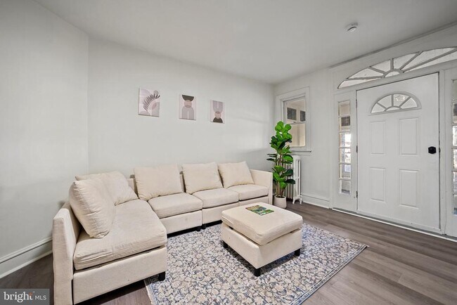 Photo - 312 E Eleanor St