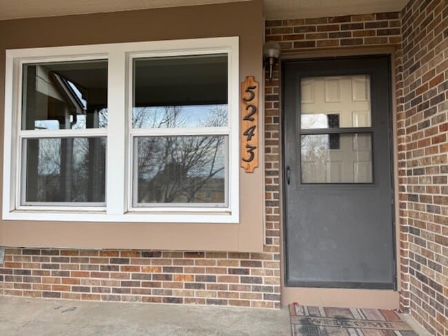 Photo - House For Lease