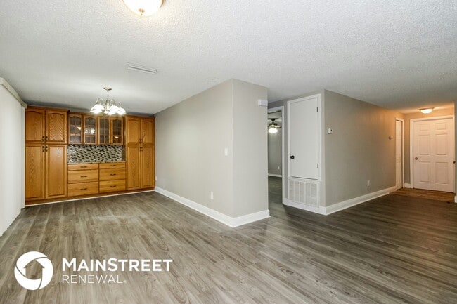 Photo - 3722 Greenford St