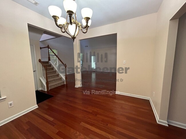 Photo - 214 Turnbridge Cir