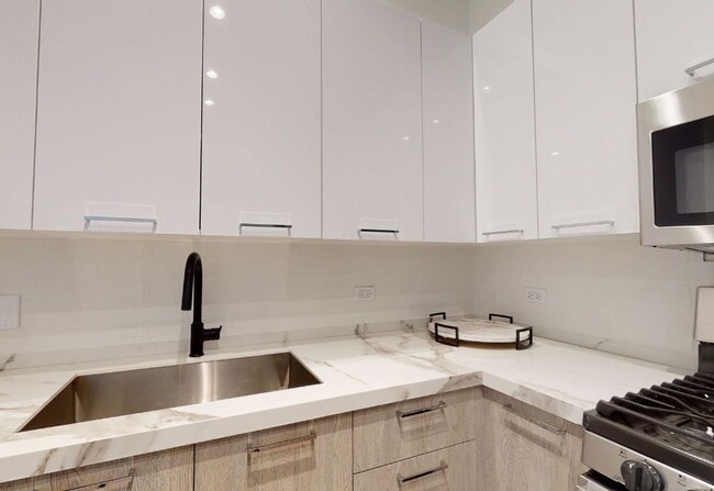 Photo - 2550 S Wabash Ave Unit 506
