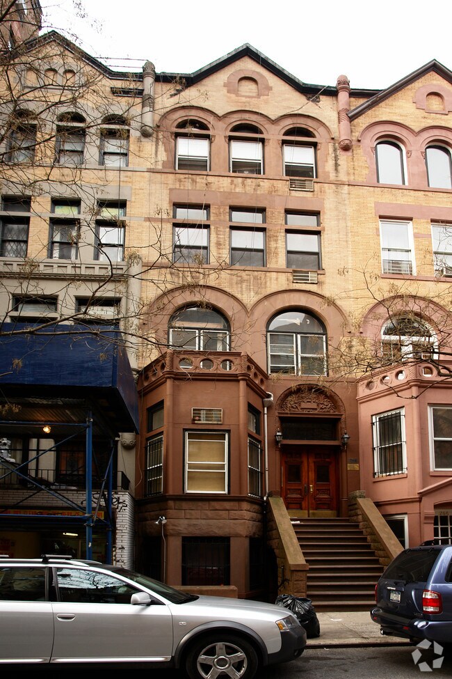 Photo - 264 W 77th St