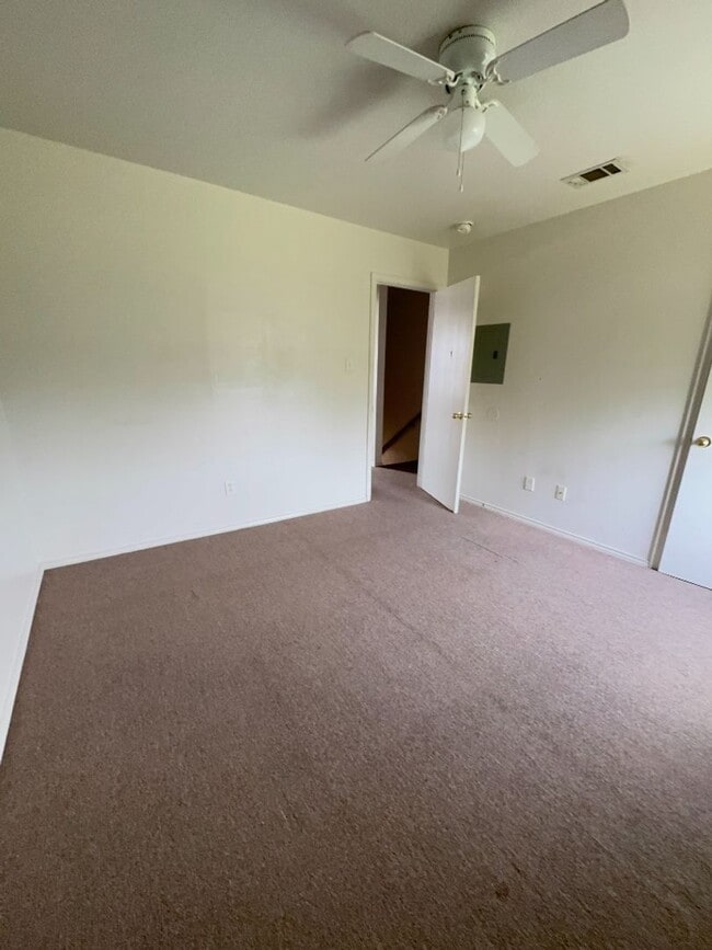 Photo - 3601 Malibu Ln Unidad C