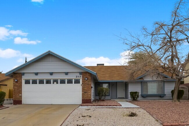 Photo - 212 Appian Way