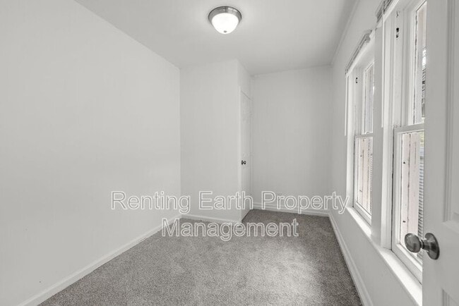 Photo - 514 81st St S