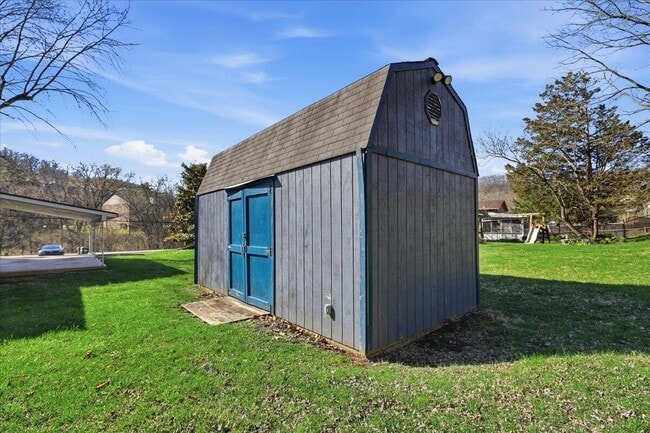 Photo - 115 Moock Rd