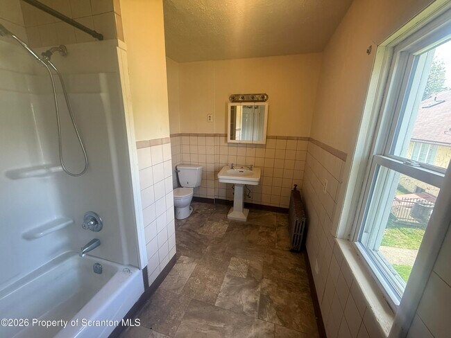 Photo - 1315 Farr St