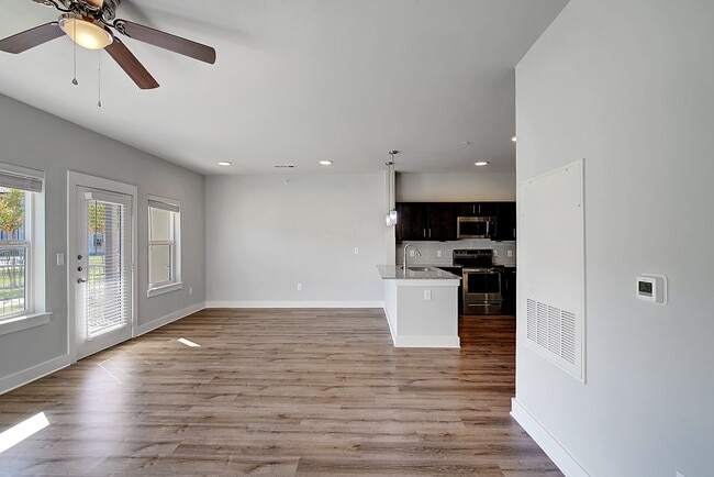 Building Photo - 25500 Westheimer Pkwy Unit 6306 Rental