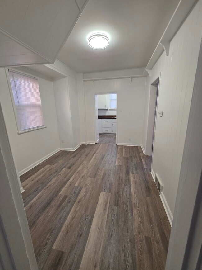 Photo - 409 Alice St