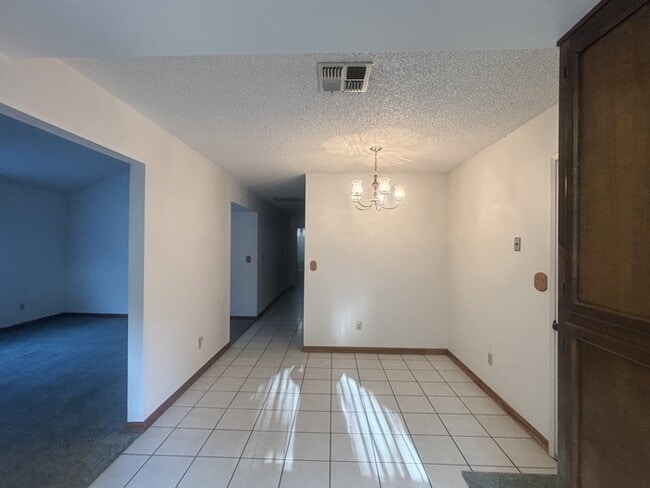 Photo - 1712 Shasta Ct