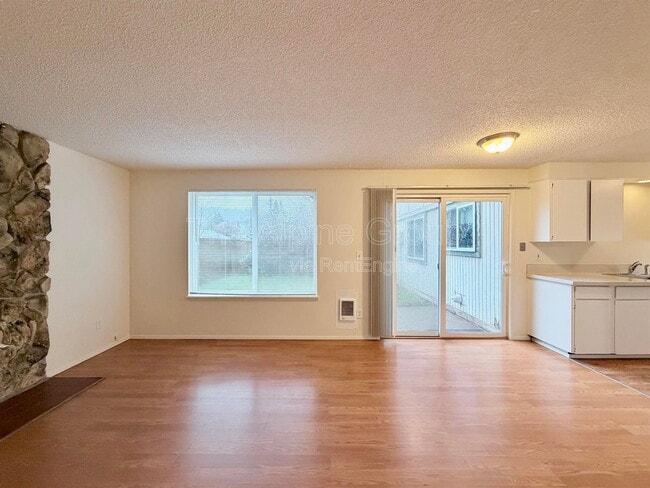 Photo - 13938 SE Powell Blvd Unit 2