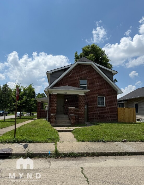 Photo - 1724 Woodlawn Ave