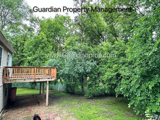 Photo - Minnetonka Single Family Home, Corner Lot, Dishwasher, W/D, 1 Car Garage