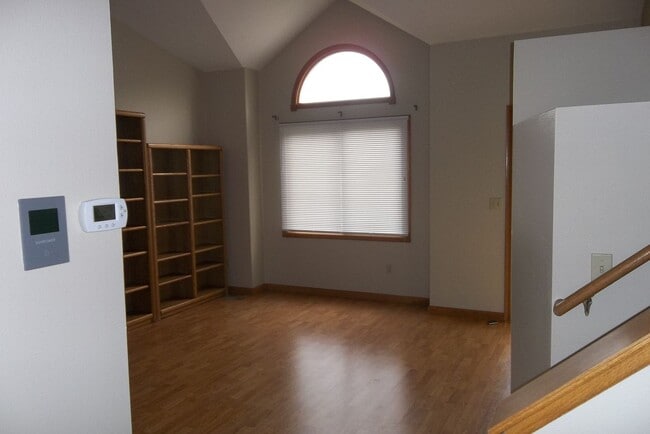 Photo - 3742 Benthaven St