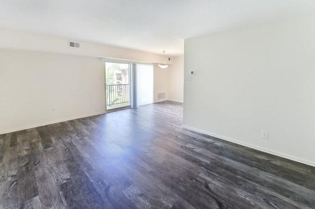 Chesterfield Apartment Homes