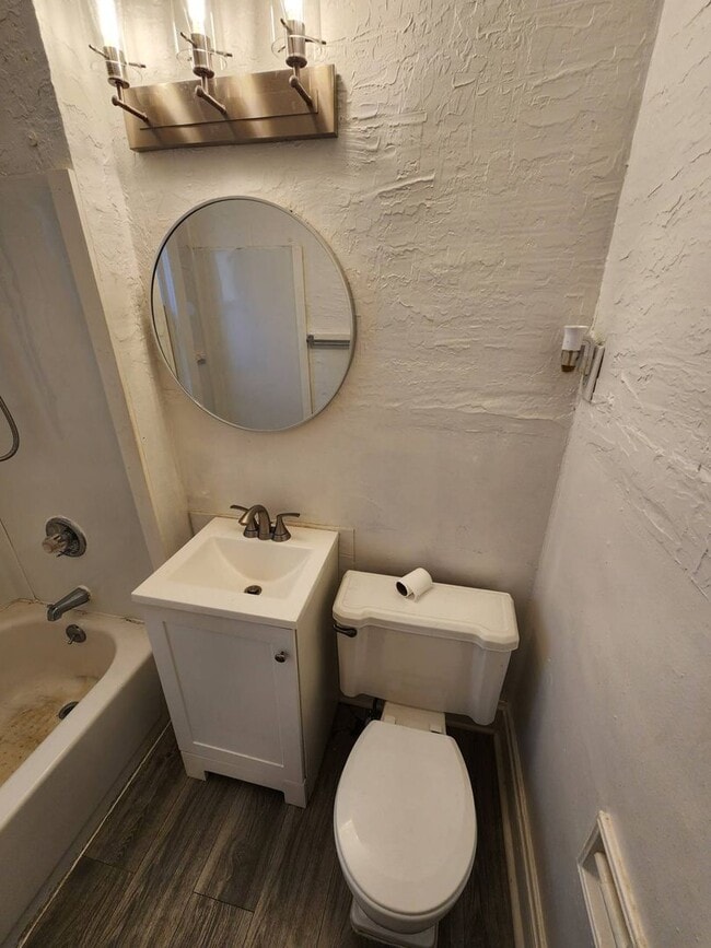 Photo - 18898 Ironwood Ave Unit 18898 Ironwood Ave - Down