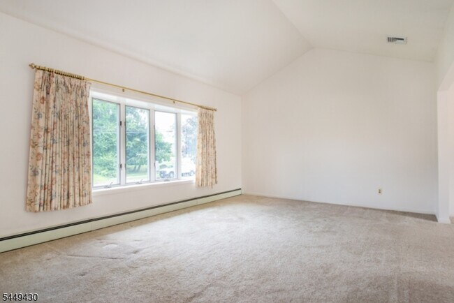 Photo - 14 Hinchman Ave