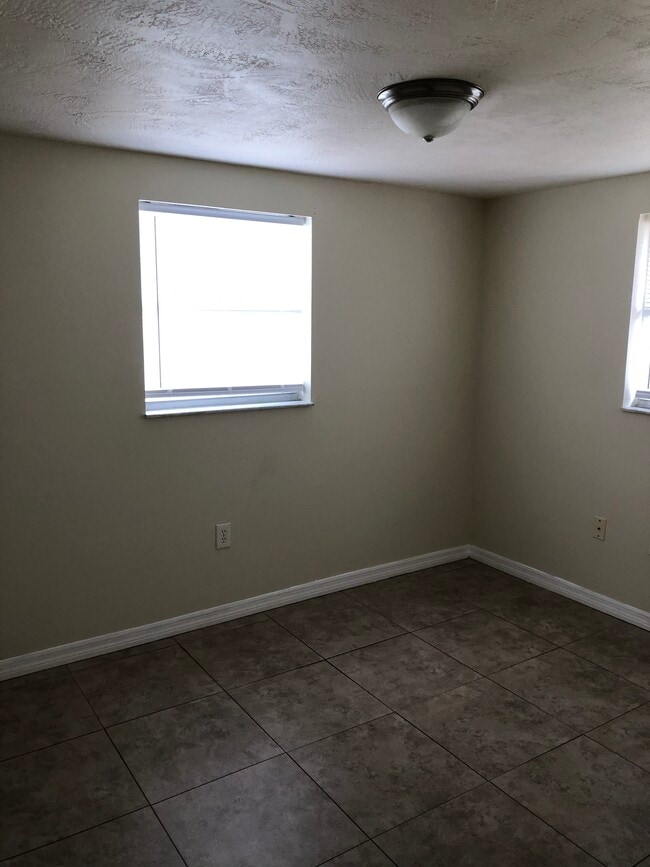 6527 Jackson St Unit 1