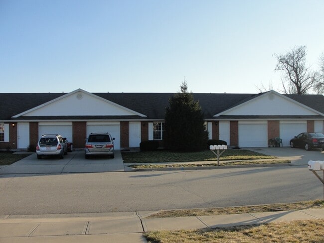 Building Photo - 2720 Fairview Ct Unit C