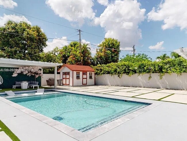 Photo - 1220 NW 37th Ave