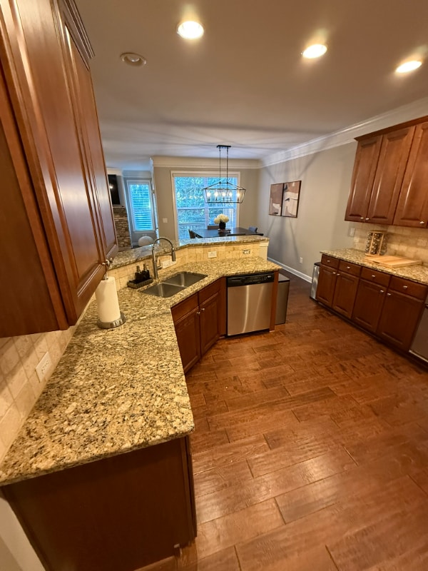 Photo - 2116 Cobblestone Cir NE