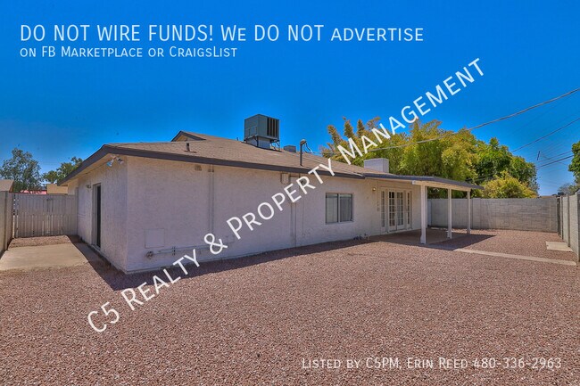 Photo - 1418 W 7th Pl