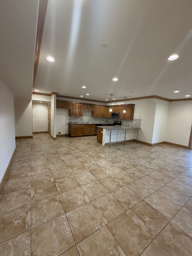 17825 Devonshire St Unidad 308