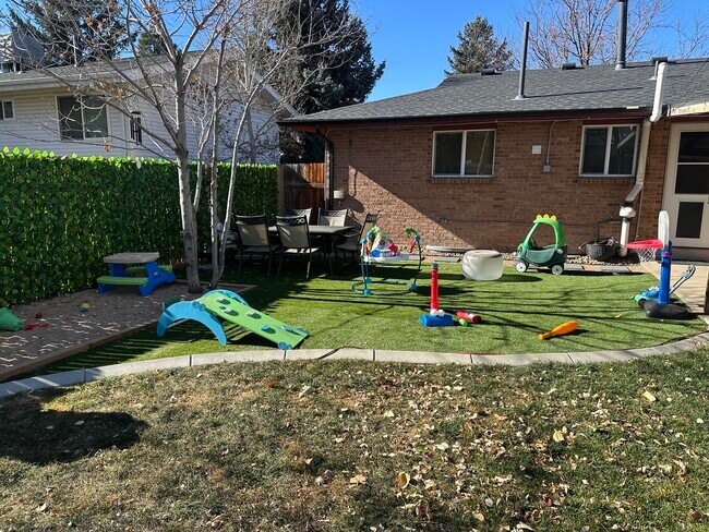 Photo - 11916 Barrett St