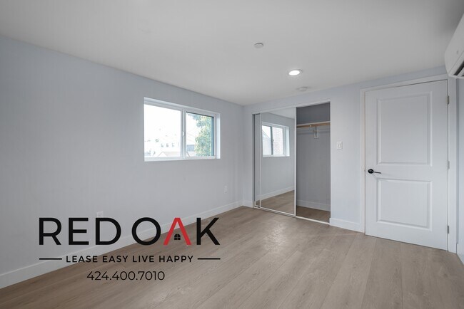 Photo - 3301 Obama Blvd Unit 4