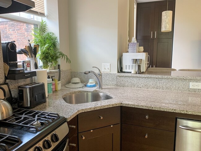 Photo - 24 Anderson St Unit 6