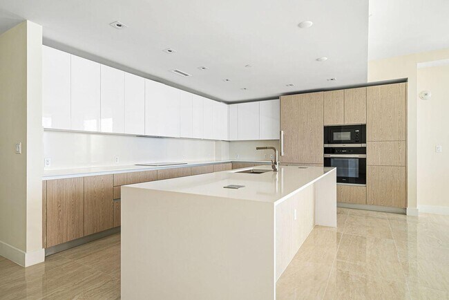 Photo - 3100 N Ocean Dr Unit 1702 P