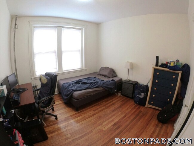 Photo - 1450 Commonwealth Ave Unidad 24