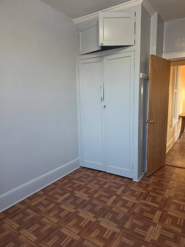 Photo - 47-01 30th Ave.